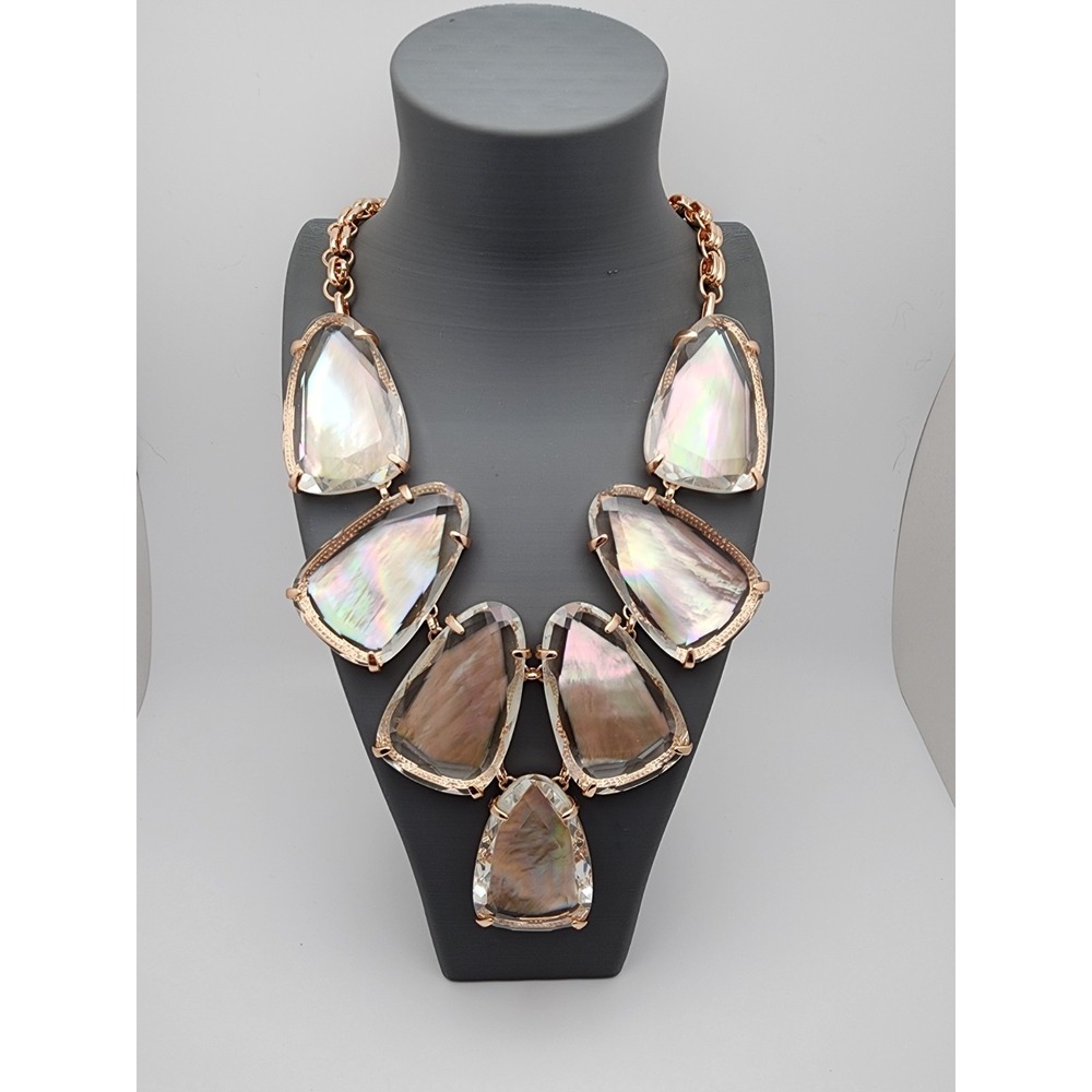 NWT KENDRA SCOTT Harlow Bib Necklace Rose Gold w/ Mother of Pearl Statement